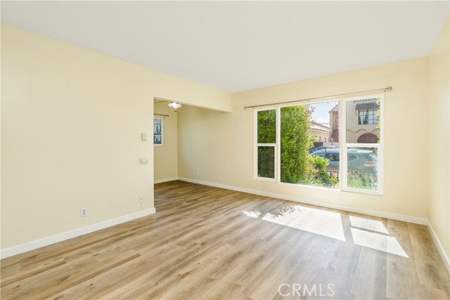 159 Roycroft Avenue, Long Beach CA: https://media.crmls.org/medias/eb487564-6afc-4fee-a71a-2248a3f6ed2e.jpg