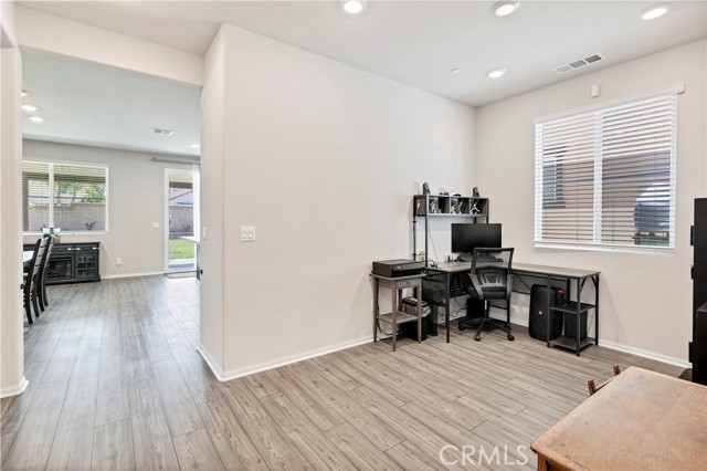 32942 Forgecroft Street, Menifee CA: https://media.crmls.org/medias/eb4ab871-791f-4c4e-a0f4-76a165c90e0e.jpg