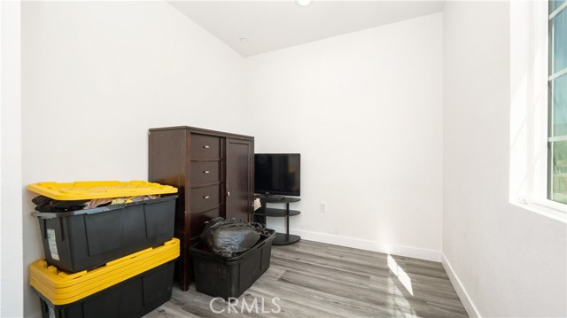 Detail Gallery Image 14 of 22 For 175 E 5th St, San Bernardino,  CA 92410 - 5 Beds | 2/1 Baths