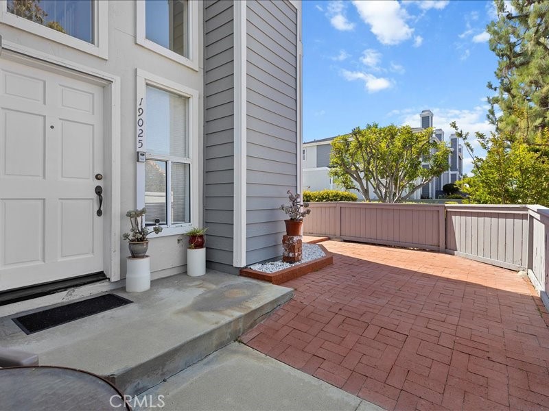19025 Windridge Lane