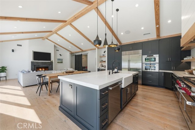 Detail Gallery Image 11 of 38 For 2848 Carob, Newport Beach,  CA 92660 - 5 Beds | 4/1 Baths