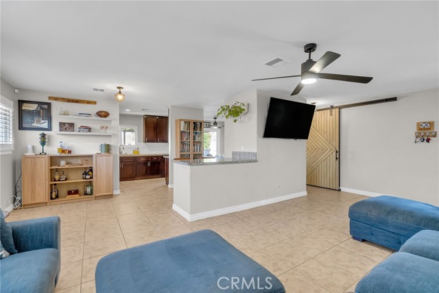 Detail Gallery Image 11 of 31 For 1451 Laramie Ave, Redlands,  CA 92374 - 4 Beds | 2 Baths