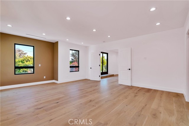 Detail Gallery Image 23 of 57 For 13838 Milbank St, Sherman Oaks,  CA 91423 - 4 Beds | 4 Baths