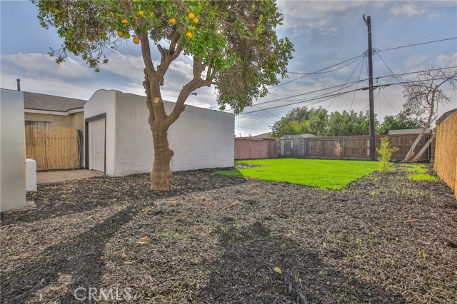 Detail Gallery Image 29 of 41 For 946 E 104th, Los Angeles,  CA 90002 - 3 Beds | 2 Baths