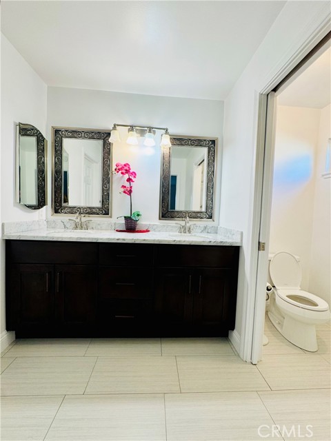 Detail Gallery Image 14 of 19 For 20392 Running Springs Ln, Huntington Beach,  CA 92646 - 4 Beds | 3 Baths