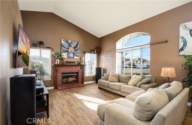 Detail Gallery Image 8 of 36 For 23025 Twinflower, Wildomar,  CA 92595 - 4 Beds | 2 Baths