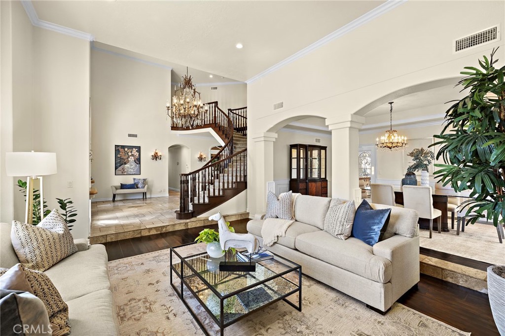 MLS #OC26048332 image #4