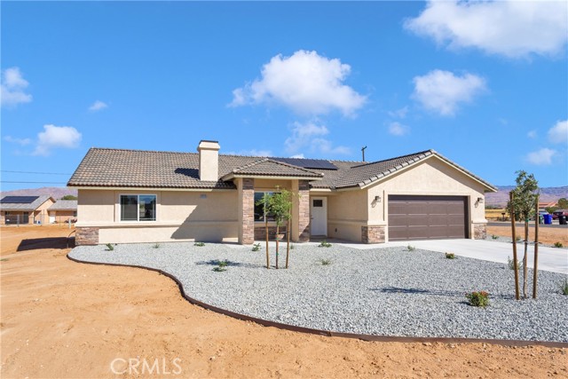 Detail Gallery Image 3 of 31 For 12513 Clallam Rd, Apple Valley,  CA 92308 - 4 Beds | 2 Baths