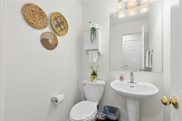 Detail Gallery Image 24 of 33 For 40929 Engelmann Oak St, Murrieta,  CA 92562 - 6 Beds | 2/1 Baths