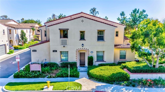 78 Talisman, Irvine CA: https://media.crmls.org/medias/eb4f63bf-6ad7-4e9a-80bb-a90bd3575122.jpg