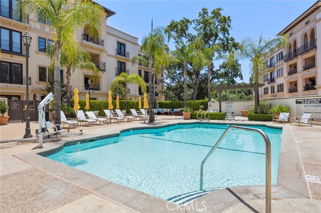 Detail Gallery Image 48 of 52 For 23500 Park Sorrento #H32,  Calabasas,  CA 91302 - 2 Beds | 2/1 Baths