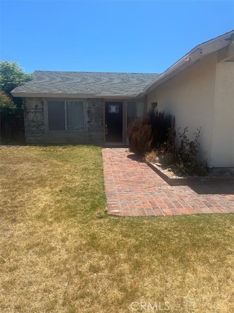 4862 Lori Ann Lane, Irvine CA: https://media.crmls.org/medias/eb50580f-c77e-46b4-a2b0-2bb86cc2c969.jpg