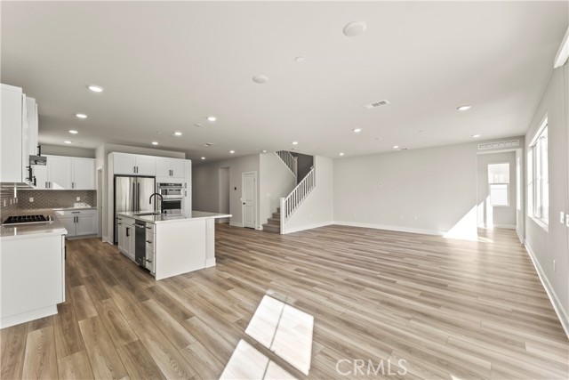 Detail Gallery Image 13 of 41 For 16717 Dara Ave, Chino,  CA 91708 - 5 Beds | 3 Baths