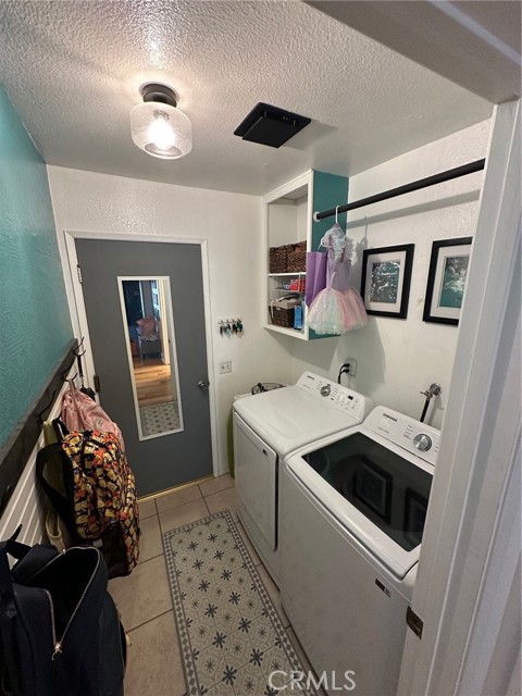 Detail Gallery Image 4 of 8 For 7025 Palm Dr, Rancho Cucamonga,  CA 91701 - 3 Beds | 2 Baths