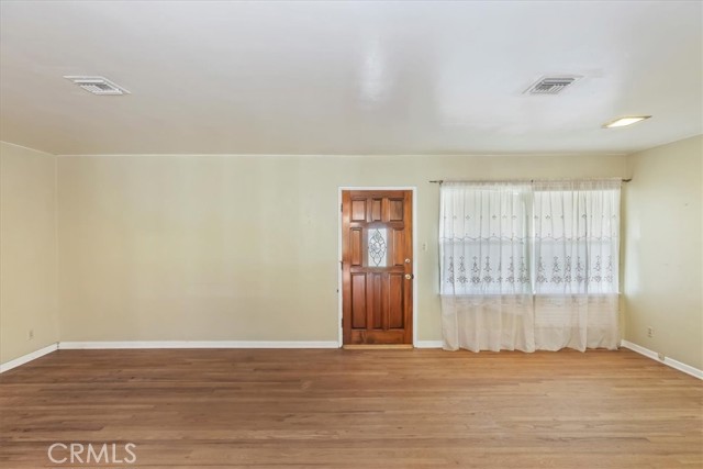 Detail Gallery Image 9 of 50 For 3826 Stansell Dr, Riverside,  CA 92501 - 4 Beds | 2 Baths