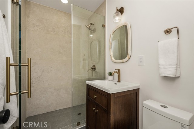 Detail Gallery Image 18 of 35 For 3803 Monteith Dr, View Park,  CA 90043 - 5 Beds | 4 Baths