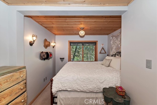 Detail Gallery Image 24 of 52 For 851 Cottage Grove, Lake Arrowhead,  CA 92352 - 2 Beds | 2 Baths