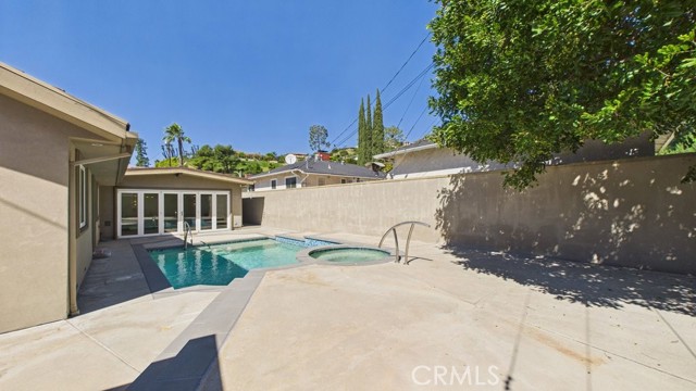 Detail Gallery Image 46 of 62 For 165 Cumberland Rd, Glendale,  CA 91202 - 3 Beds | 2/1 Baths