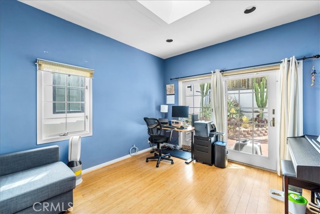 3512 Manhattan Avenue, Manhattan Beach, California 90266, 2 Bedrooms Bedrooms, ,2 BathroomsBathrooms,Residential,Sold,Manhattan Avenue,SB22078651