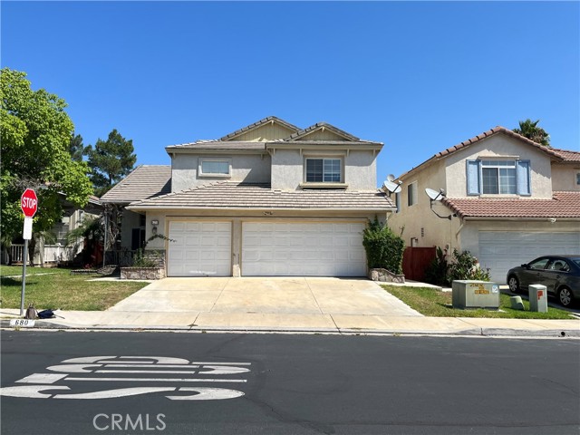 680 Avondale Dr, Corona, CA 92879