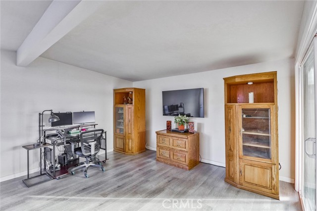 4657 Chateau Place, San Diego CA: https://media.crmls.org/medias/eb53604d-b14f-4ccc-bde9-6528185ecaad.jpg