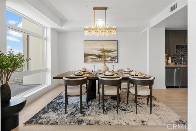 Detail Gallery Image 7 of 66 For 168 S Monterey St #512,  Alhambra,  CA 91801 - 3 Beds | 3/1 Baths