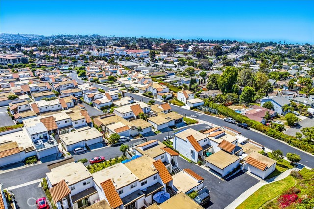 717 Calle Perlino, San Clemente CA: https://media.crmls.org/medias/eb54015c-8fa4-4aa0-ac14-87498c72361e.jpg