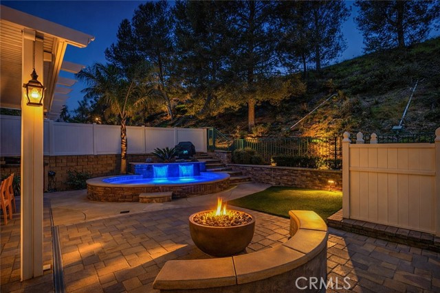 Detail Gallery Image 30 of 32 For 995 S Silver Star Way, Anaheim,  CA 92808 - 3 Beds | 2/1 Baths