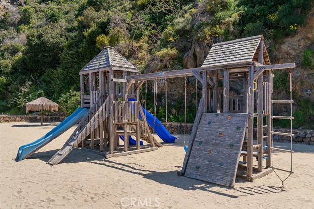 Detail Gallery Image 23 of 27 For 62 Playa Azul, Avalon,  CA 90704 - 1 Beds | 1 Baths