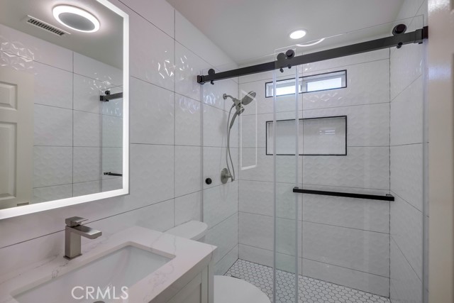 627 7th Street, Huntington Beach CA: https://media.crmls.org/medias/eb55e4da-273f-4984-8a20-8953b5697404.jpg