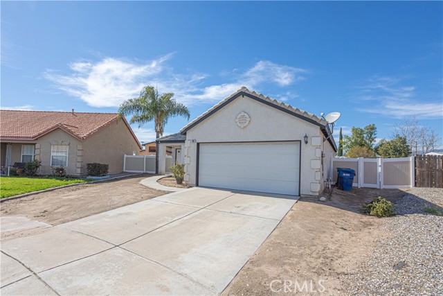 Detail Gallery Image 2 of 23 For 7800 Buckeye St, Highland,  CA 92346 - 3 Beds | 2 Baths