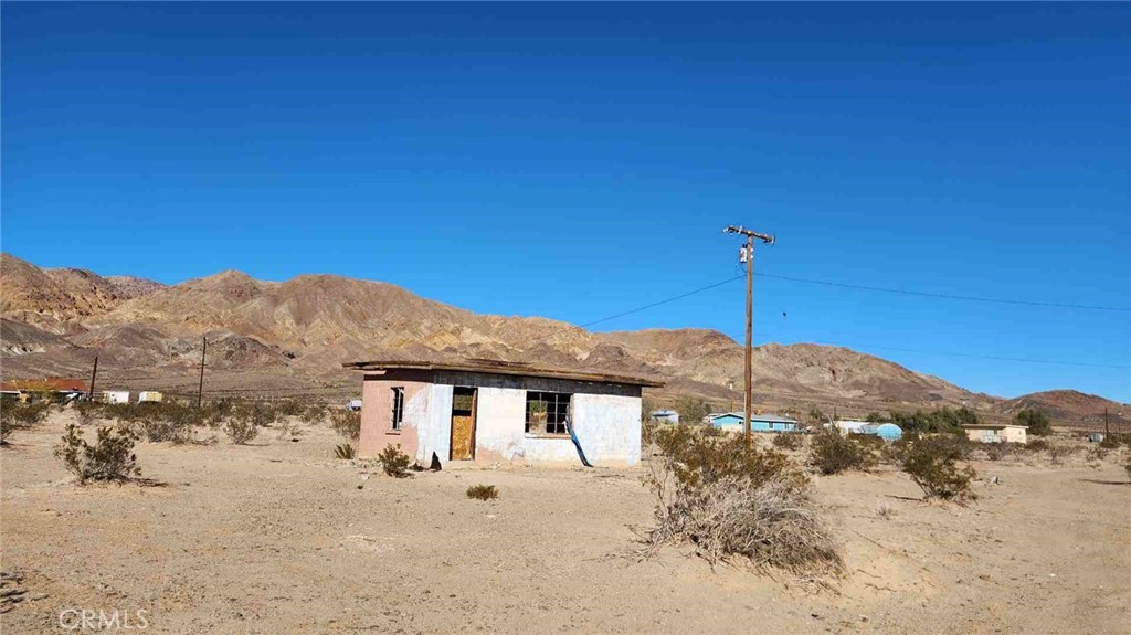 38500 Oleander Road, Yermo, CA 92398