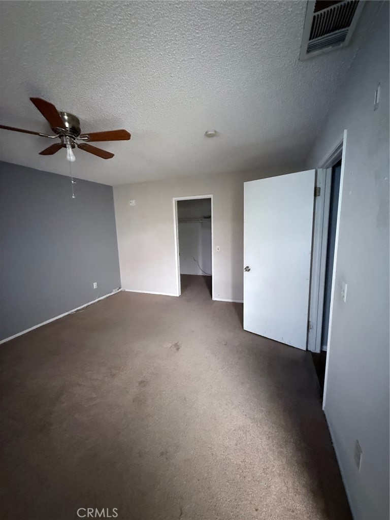 https://media.crmls.org/medias/eb5745e0-a2e7-4228-ab6c-6ec57c82a00f.jpg?preset=X-Large
