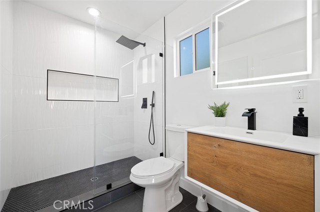 Master ensuite - 8255 Keim st