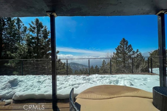 Detail Gallery Image 44 of 49 For 1960 Willow Dr, Running Springs,  CA 92382 - 4 Beds | 3 Baths