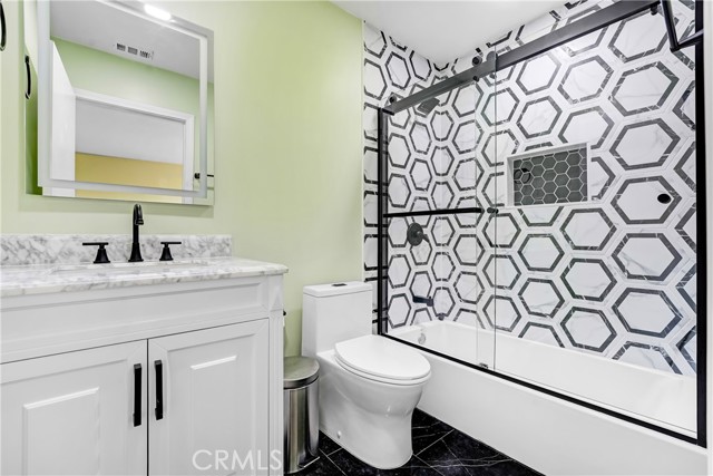 Detail Gallery Image 12 of 15 For 2971 Plaza Del Amo #267,  Torrance,  CA 90503 - 2 Beds | 3 Baths