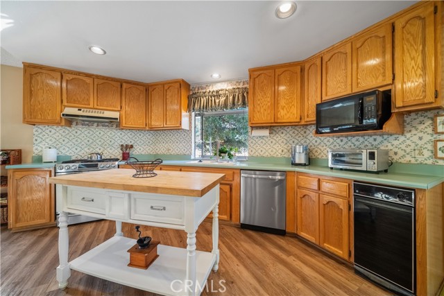 Detail Gallery Image 10 of 40 For 1363 Canyon View Dr, La Verne,  CA 91750 - 4 Beds | 2 Baths