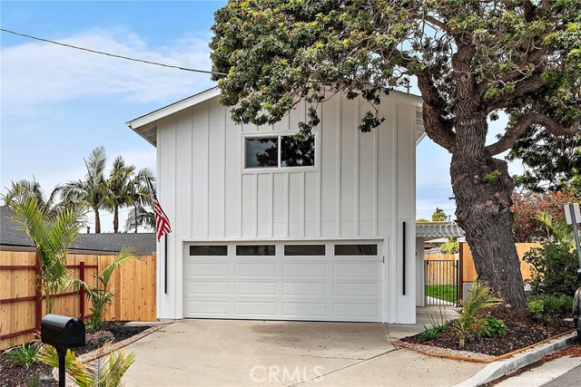 121 Avenida Santa Margarita, San Clemente CA: https://media.crmls.org/medias/eb5830e6-dc70-4522-8d1f-de58342ed1e5.jpg