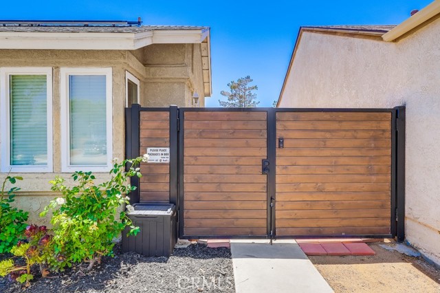 2846 Nandina Drive, Palmdale CA: https://media.crmls.org/medias/eb592087-db90-452d-9e07-81f49e3e033d.jpg
