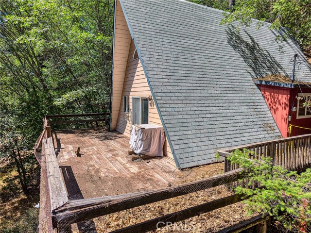 10352 Twin Oaks, Cobb CA: https://media.crmls.org/medias/eb593ac8-0e82-4bc8-b2af-8ba349451b49.jpg