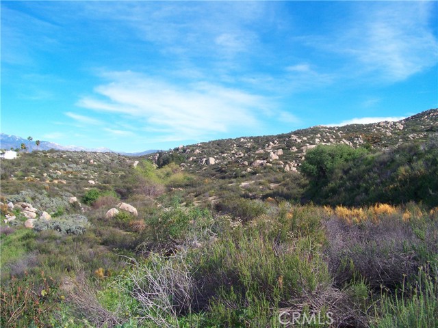 42540 Brix, Hemet CA: https://media.crmls.org/medias/eb59adb0-ed92-49a9-ae5d-7d1b4fda2206.jpg