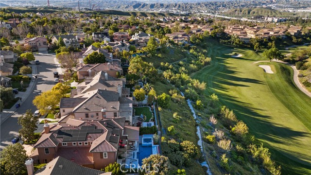 Detail Gallery Image 16 of 43 For 26832 Pine Hollow Ct, Valencia,  CA 91381 - 4 Beds | 4 Baths