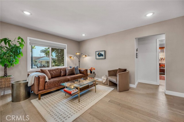 Detail Gallery Image 8 of 44 For 7451 Midfield Ave, Los Angeles,  CA 90045 - 3 Beds | 2 Baths