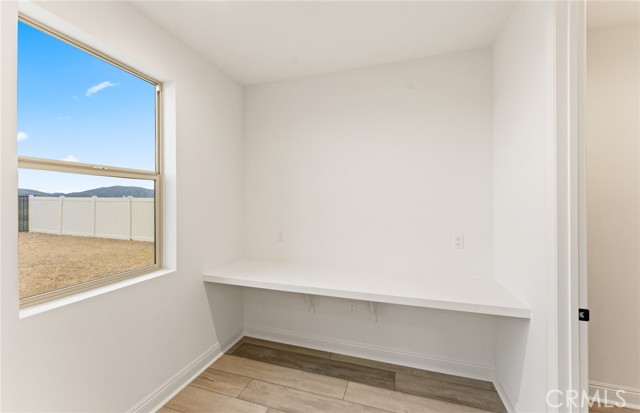 4166 Merrifield Street, Lake Elsinore CA: https://media.crmls.org/medias/eb5a71c1-144c-4c08-9014-603c3a677b97.jpg