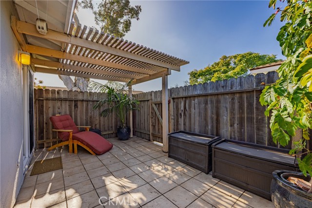 Detail Gallery Image 17 of 35 For 10220 Holburn, Huntington Beach,  CA 92646 - 1 Beds | 1 Baths