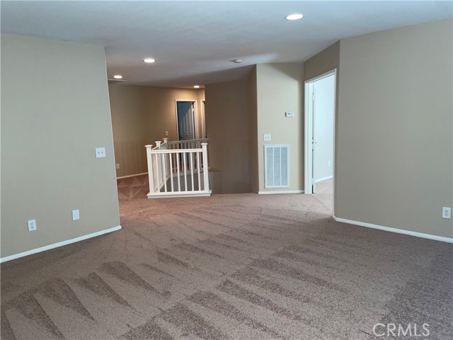 Detail Gallery Image 9 of 22 For 15107 Linking Ln, Victorville,  CA 92394 - 4 Beds | 2/1 Baths