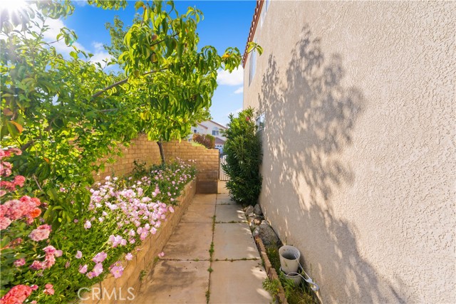 3410 Genoa Place, Palmdale CA: https://media.crmls.org/medias/eb5c0532-d192-4d1c-adae-59a2393651af.jpg