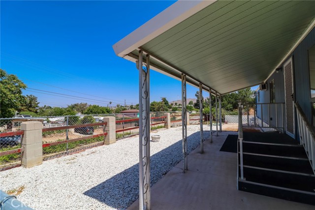 12995 6th, Yucaipa CA: https://media.crmls.org/medias/eb5c7a5f-b3ff-45ef-95b9-b0642bbf6b6a.jpg