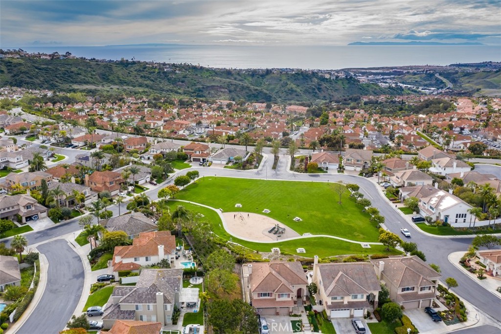 MLS #OC25095542 img 52