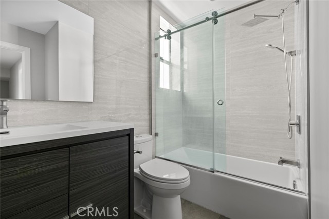 Detail Gallery Image 31 of 37 For 14438 Tiara St, Sherman Oaks,  CA 91401 - 3 Beds | 2/1 Baths